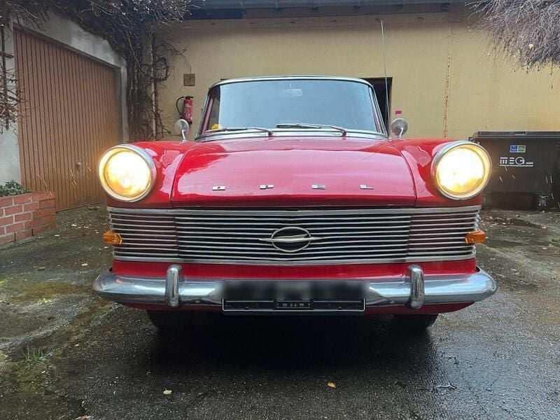 Rot Gebraucht 1961 Opel Olympia Limousine | 14.999 € - Bild 1/4