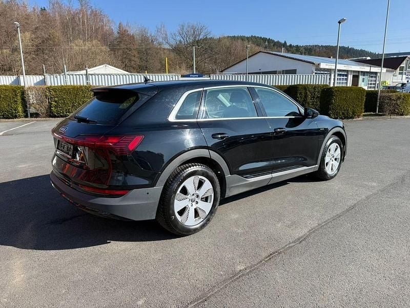 Gebraucht Audi e-tron Ambiente 230 kW (313 PS) 2020 Schwarz SUV