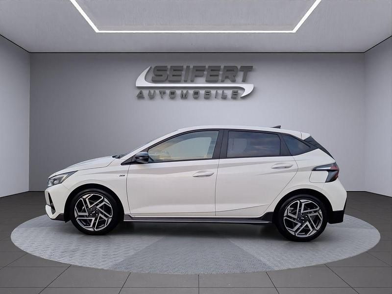 Neu Hyundai i20 N Line 101 PS (74 kW) 2026 Atlas white / sol Limousine