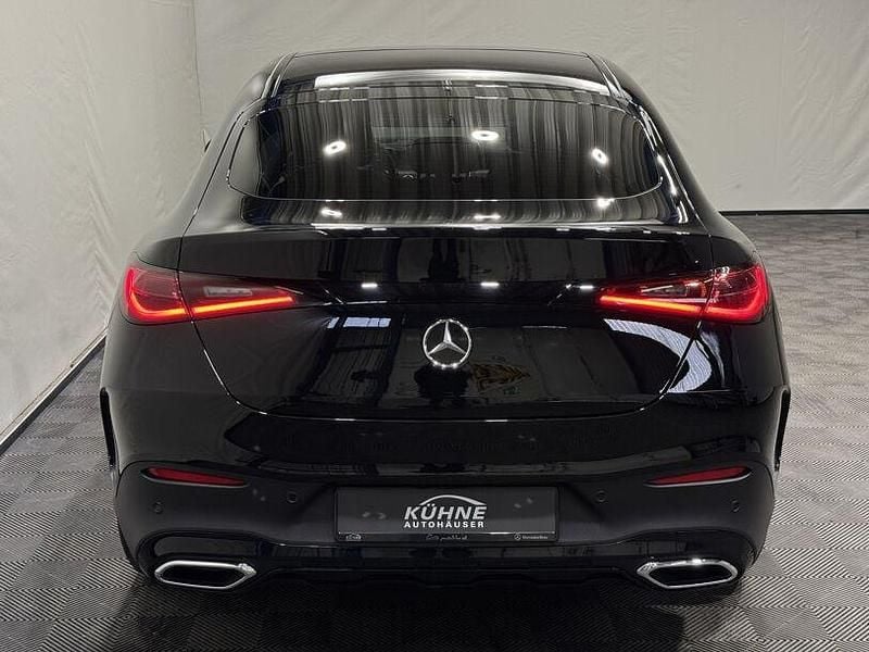 Gebraucht Mercedes GLC300 AMG 269 PS (197 kW) 2024 Schwarz, Coupé