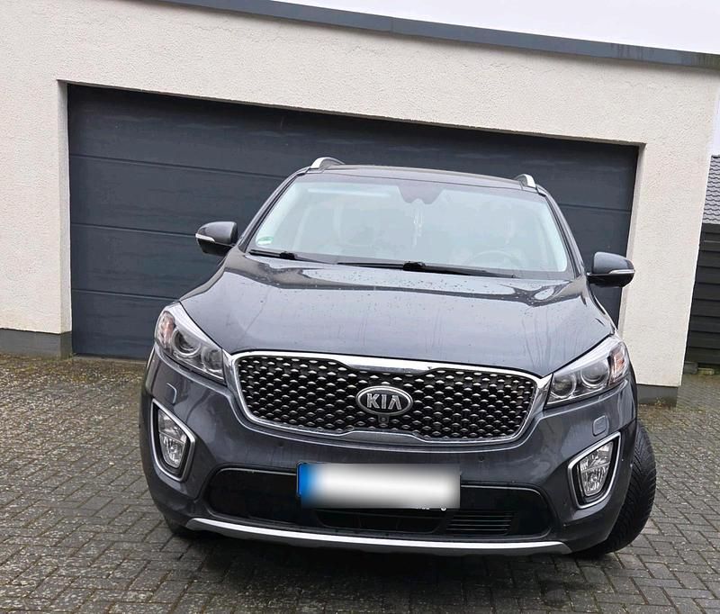 Gebraucht Kia Sorento 200 PS (147 kW) 2015 Grau SUV