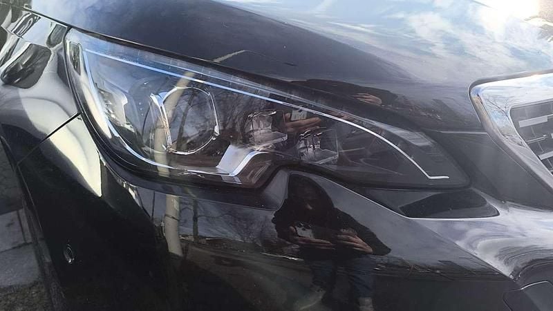 Gebraucht Peugeot 308 Allure GT-Line 131 PS (96 kW) 2019 Schwarz perla nera Kombi