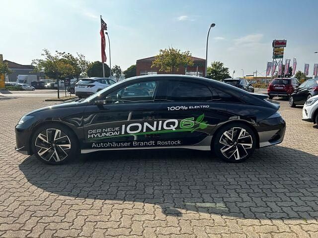 Gebraucht Hyundai Ioniq 6 Dynamiq 167 kW (228 PS) 2023 Biophillic blue pearl / mic (blau) Limousine