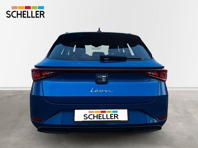 Gebraucht Seat Leon Style 150 PS (110 kW) 2024 Blau Limousine