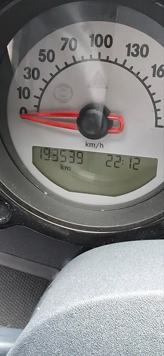 Używany Smart ForFour 75 KM (55 kW) 2006 Andere farben Hatchback