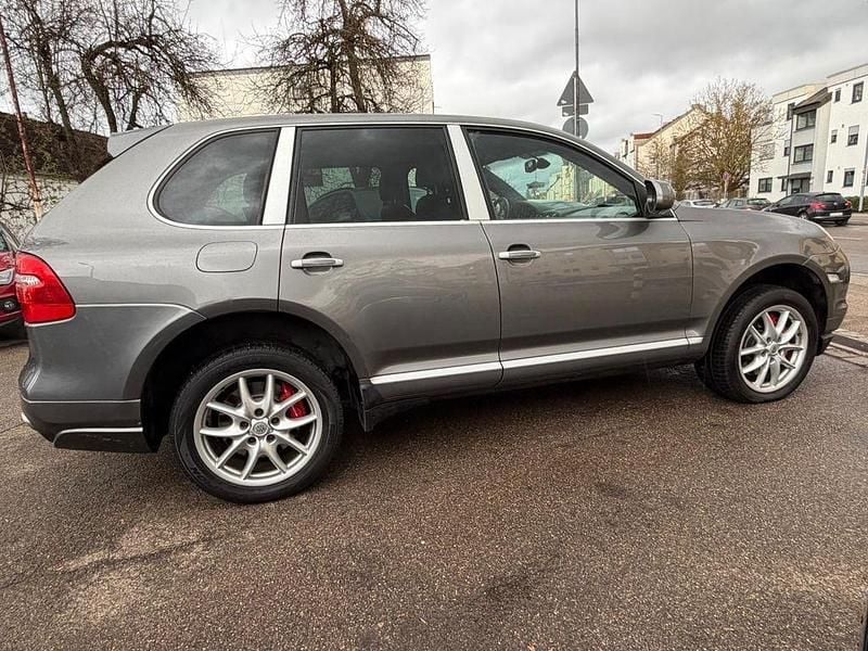 Gebraucht Porsche Cayenne Turbo 500 PS (367 kW) 2009 Grau SUV