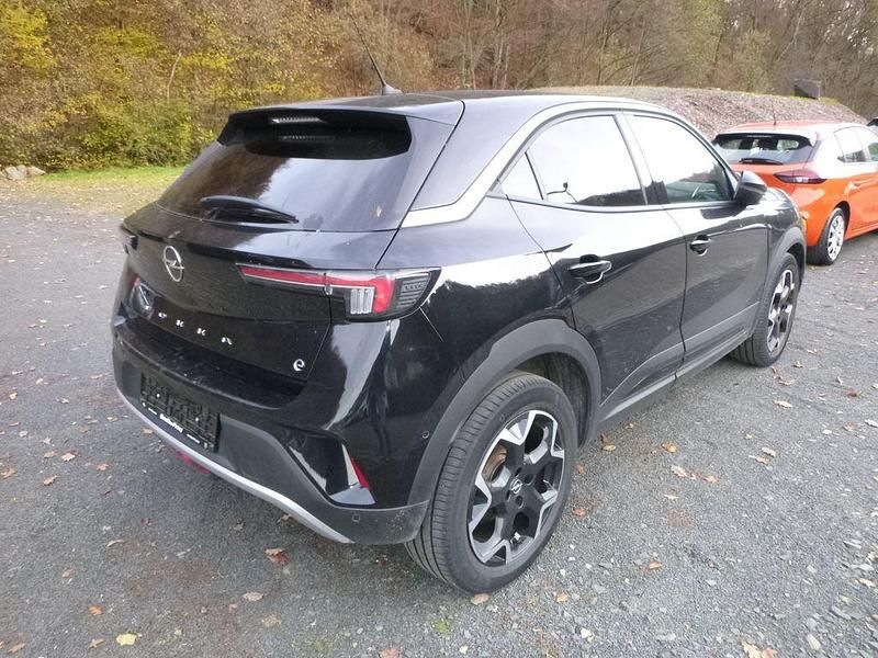 Gebraucht Opel Mokka-e Ultimate 100 kW (136 PS) 2022 Schwarz SUV