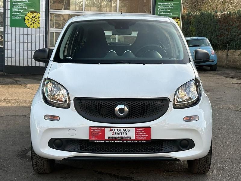 Gebraucht Smart ForFour Basis 71 PS (52 kW) 2015 Weiß Kleinwagen