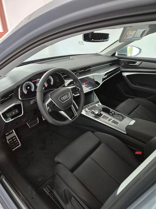 Gebraucht Audi A6 Advanced 204 PS (150 kW) 2025 Silber Kombi