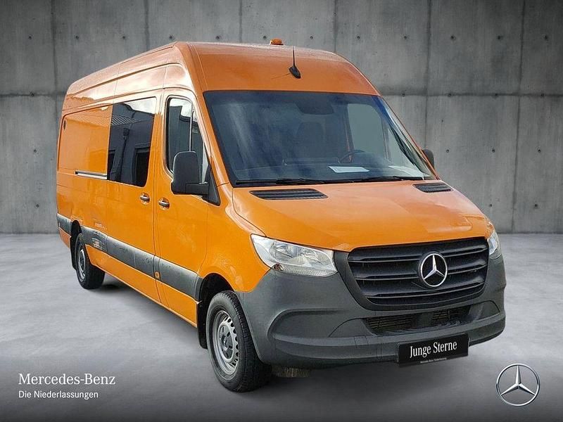 Gebraucht Mercedes Sprinter 163 PS (119 kW) 2021 Orange Van