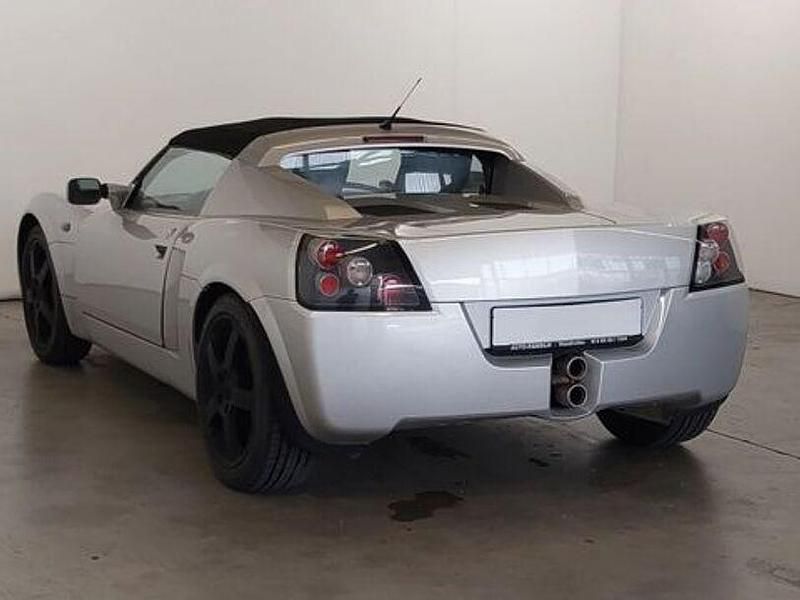 Gebraucht Opel Speedster 147 PS (108 kW) 2002 Silber m2 Cabrio