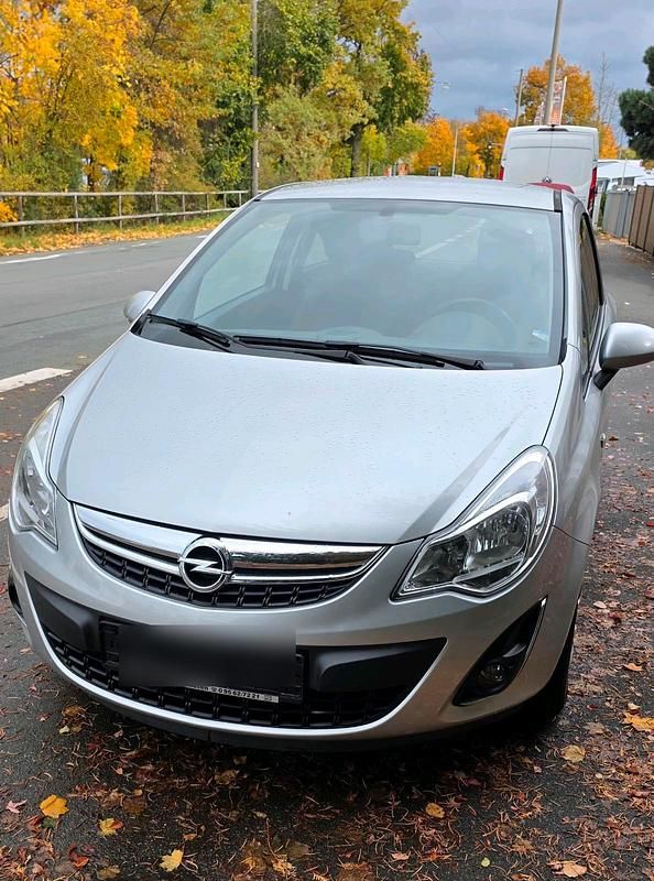 Silber Gebraucht 2012 Opel Corsa Satellite Kleinwagen | 2.900 € (Superpreis) - Bild 1/4