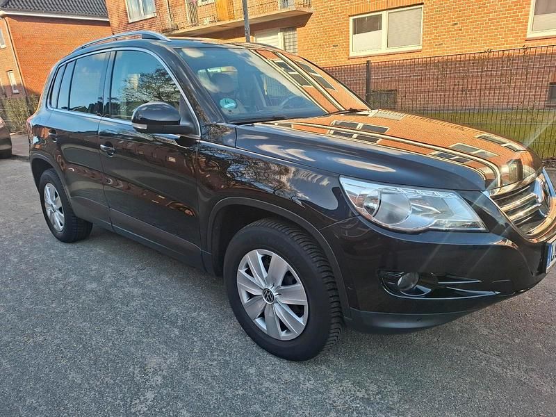 Gebraucht VW Tiguan 140 PS (102 kW) 2008 Schwarz SUV