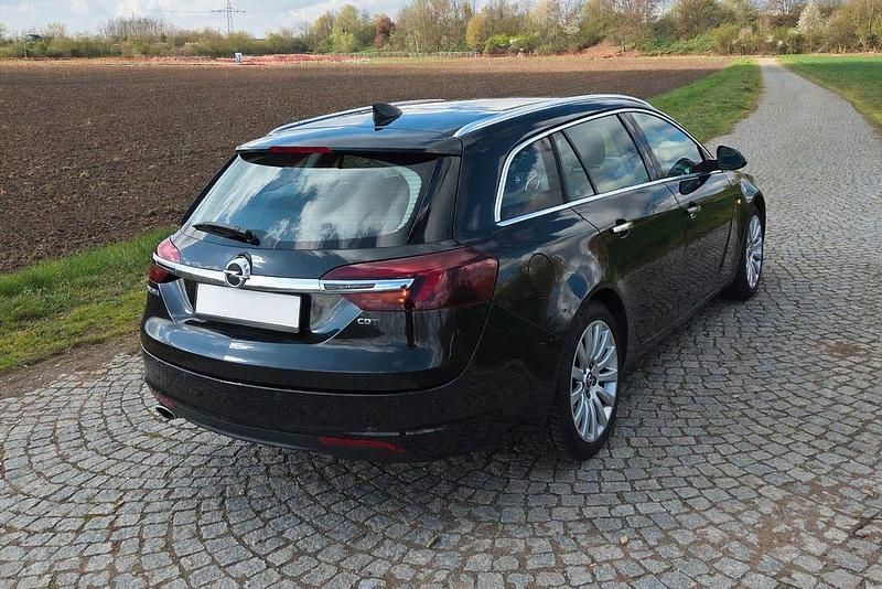 Gebraucht Opel Insignia 170 PS (125 kW) 2015 Schwarz Kombi