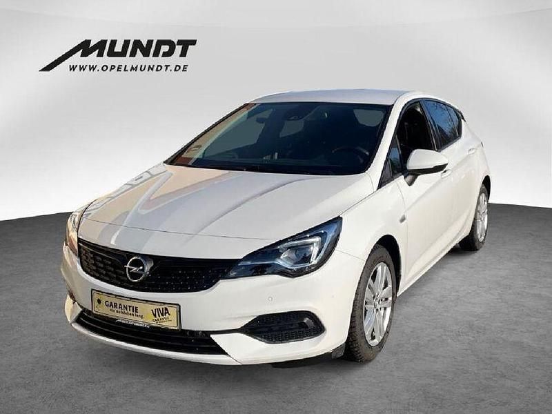 Weiß Gebraucht 2020 Opel Astra Business Elegance Limousine | 23.940 € - Bild 1/4