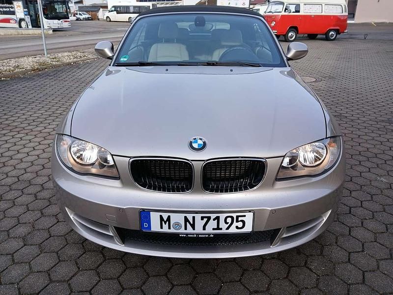 Gebraucht BMW 120 Cabriolet 170 PS (125 kW) 2010 Grau Cabrio