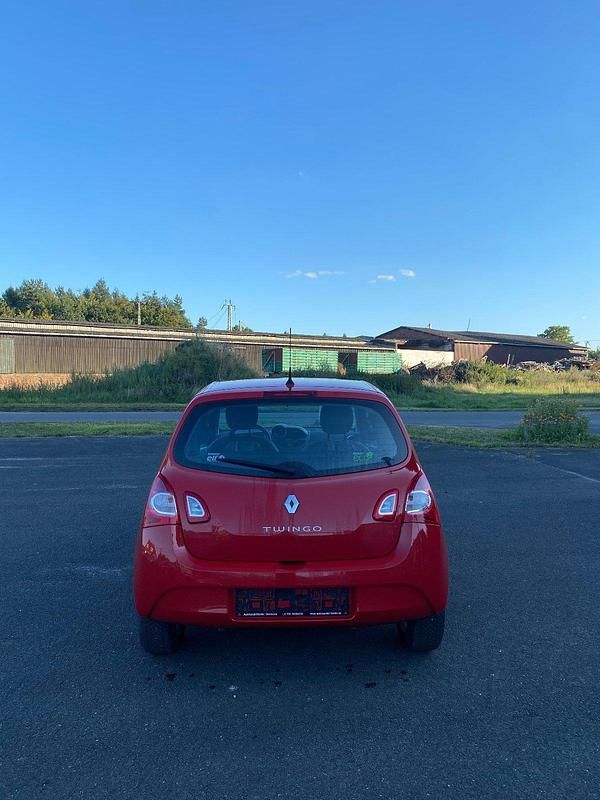 Gebraucht Renault Twingo Expression 75 PS (55 kW) 2012 Rot Kleinwagen