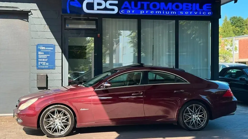 Gebraucht Mercedes CLS320 224 PS (164 kW) 2006 Rot Coupé