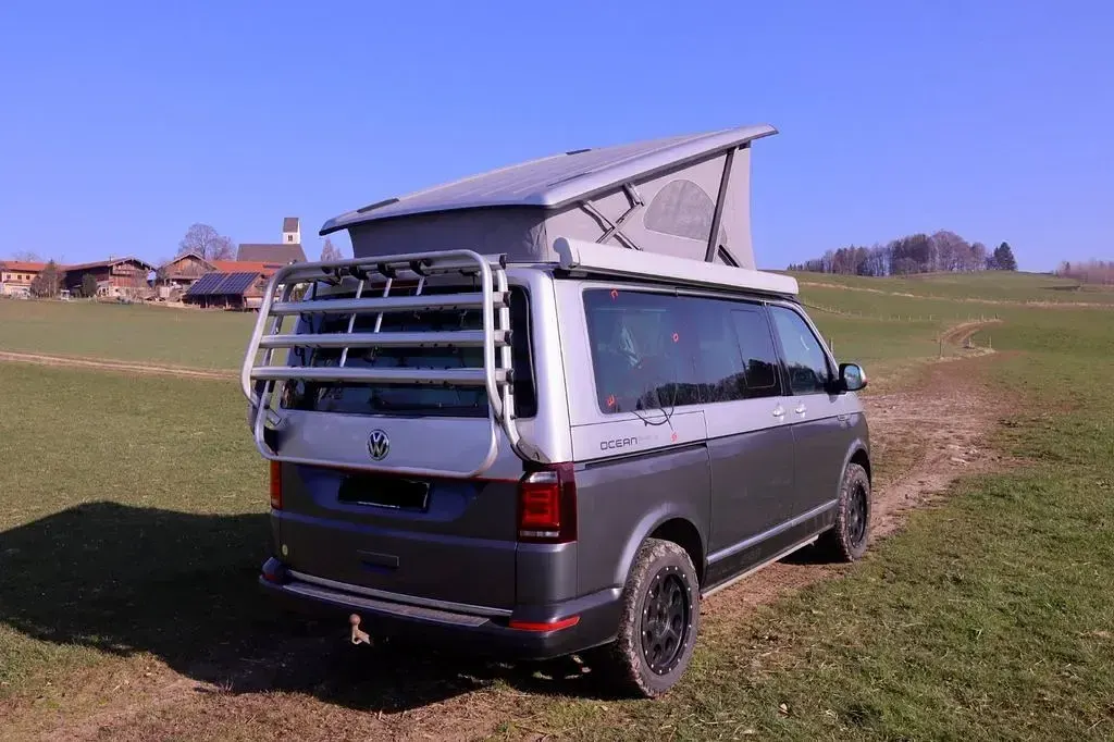 Gebraucht VW California California 199 PS (146 kW) 2019 Grau Van