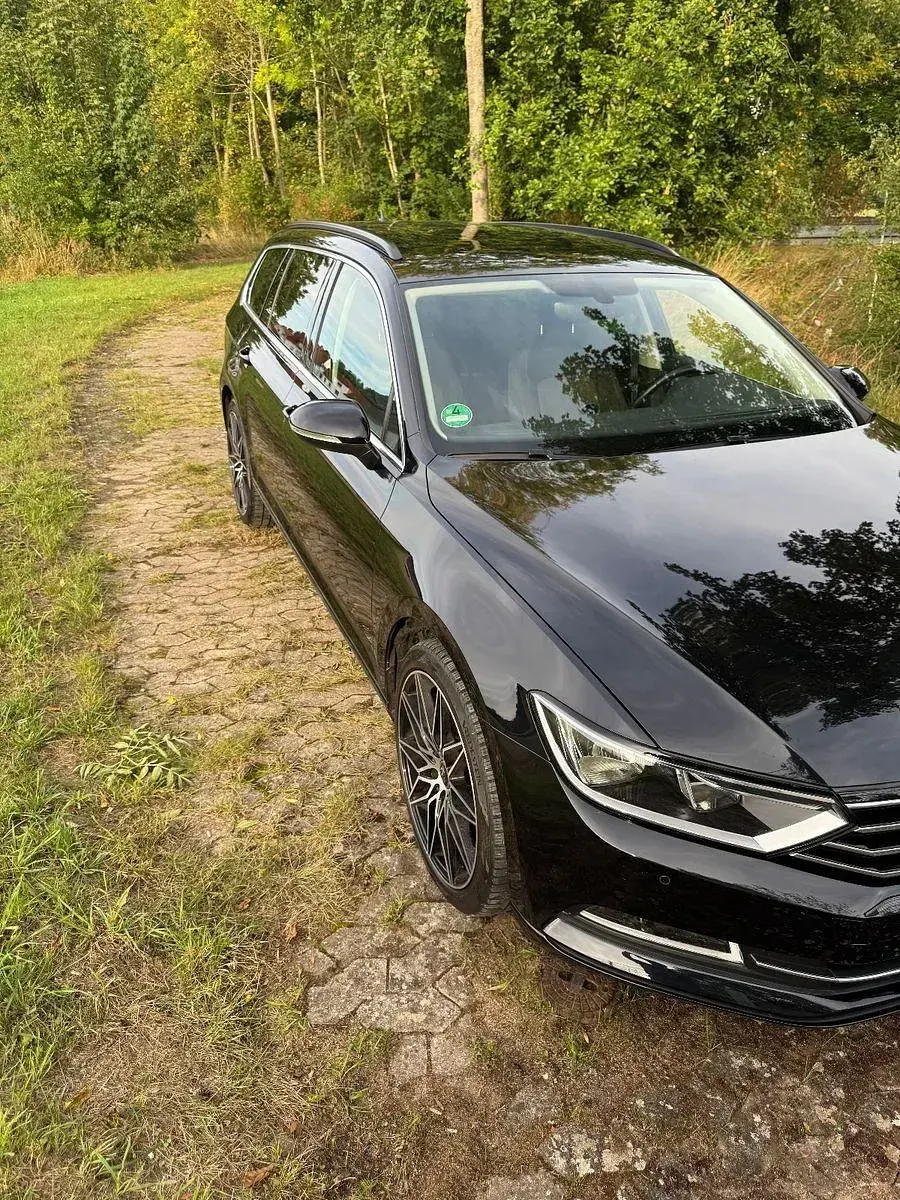 Gebraucht VW Passat Comfortline 150 PS (110 kW) 2018 Schwarz Kombi