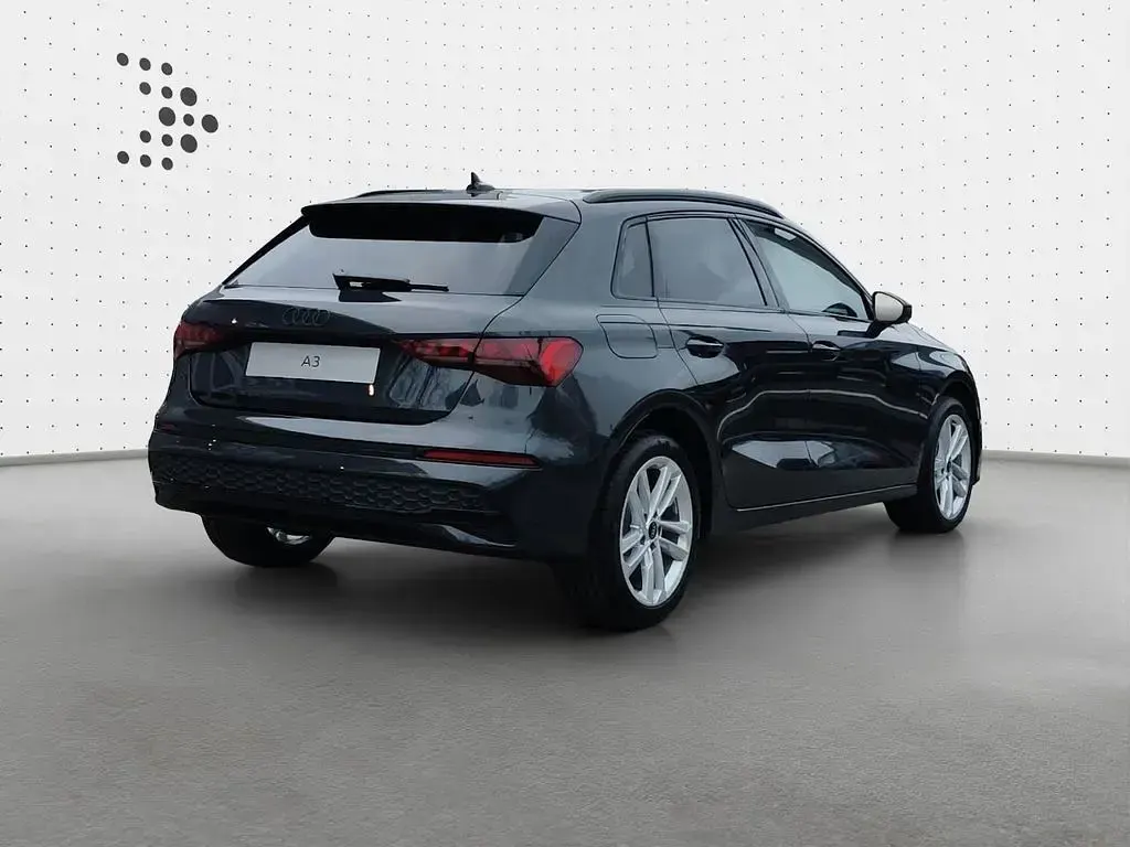 Gebraucht Audi A3 Advanced 150 PS (110 kW) 2026 Grau Limousine