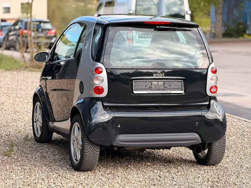 Usata Smart ForFour 54 CV (39 kW) 2001 Nero Utilitaria