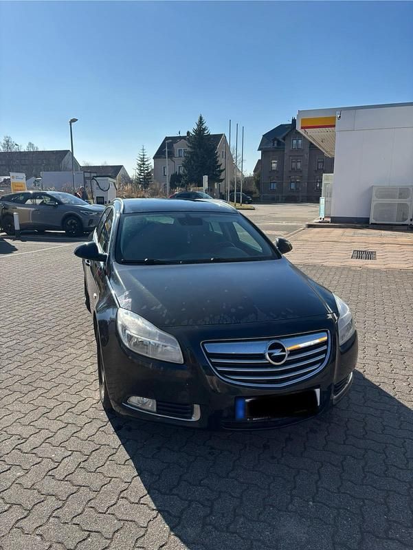 Gebraucht Opel Insignia 160 PS (117 kW) 2012 Schwarz Kombi