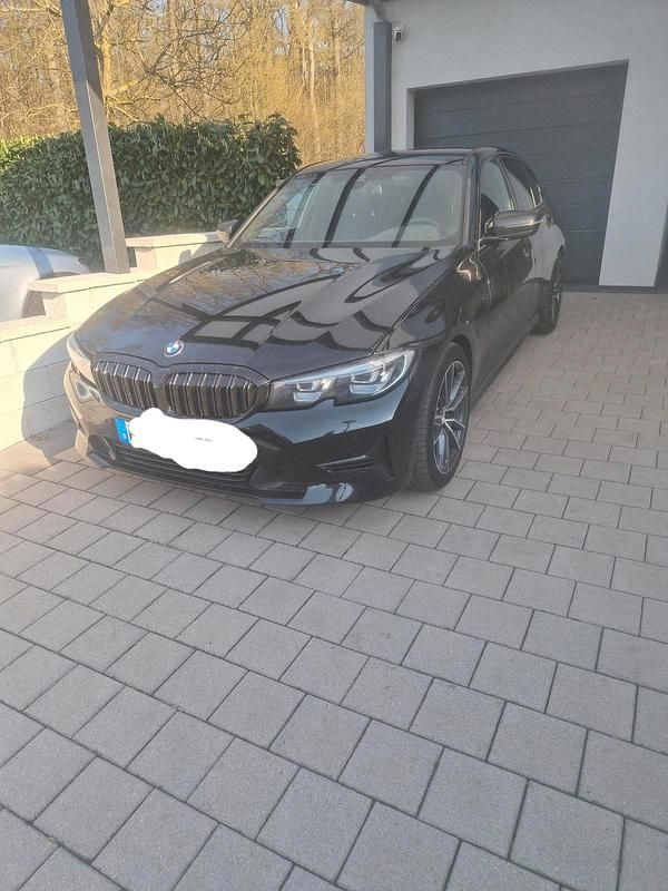 Gebraucht BMW 330e 292 PS (214 kW) 2019 Schwarz Limousine