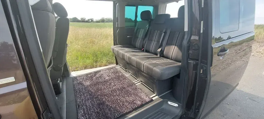 Gebraucht VW Multivan 179 PS (131 kW) 2012 Braun Van / Kleinbus