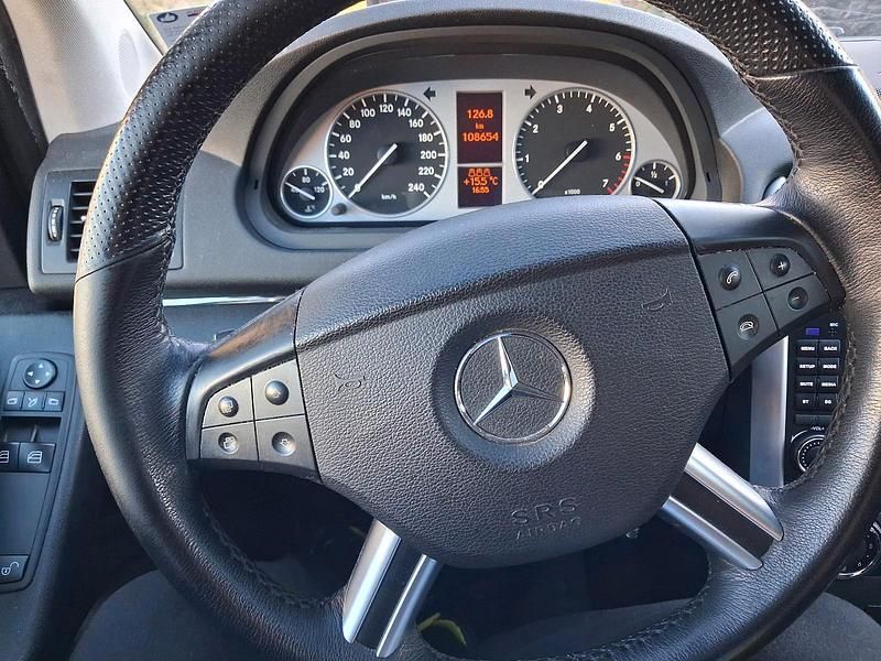 Gebraucht Mercedes B200 136 PS (100 kW) 2005 Blau Van / Kleinbus
