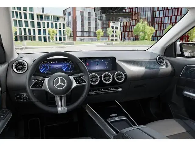 Gebraucht Mercedes EQA250 139 kW (190 PS) 2025 SUV