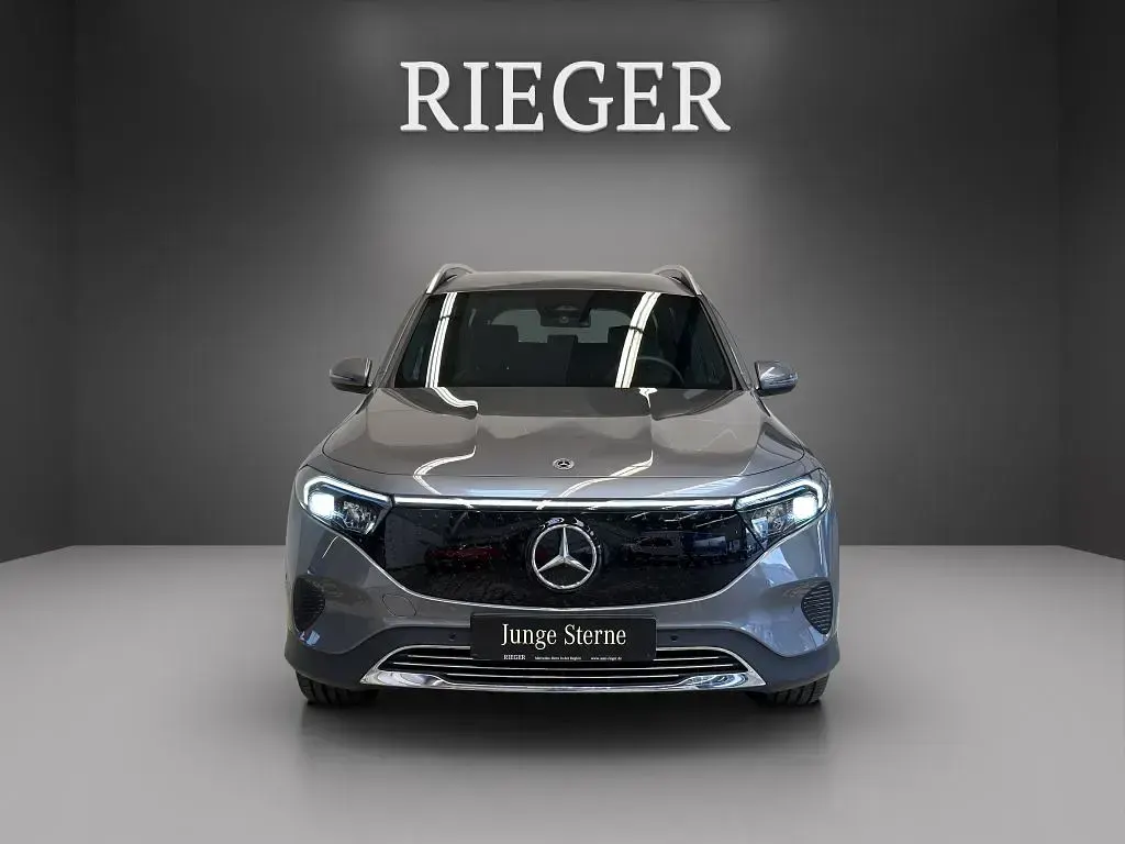 Gebraucht Mercedes EQB350 Advanced Plus 214 kW (292 PS) 2024 Grau SUV