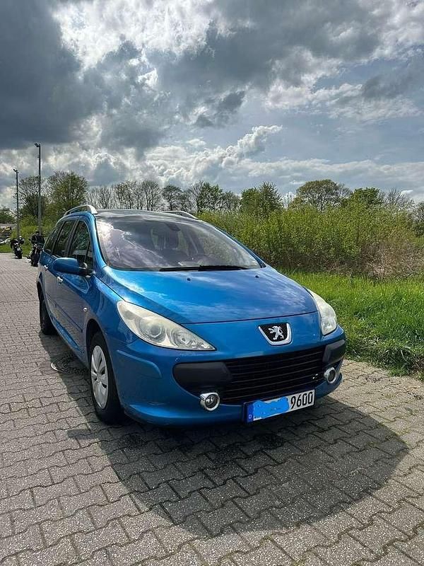 Blau Gebraucht 2006 Peugeot 307 Premium Kombi | 1.300 € (Guter Preis) - Bild 1/4