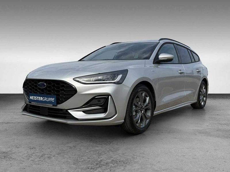 Neu Ford Focus ST-Line X 155 PS (114 kW) 2025 Silber Limousine