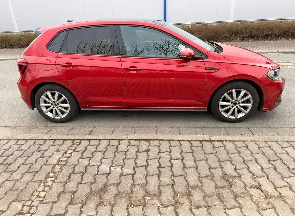 Gebraucht VW Polo R-line 110 PS (80 kW) 2024 Rot Kleinwagen