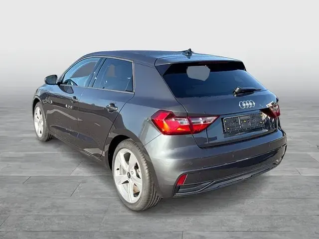 Gebraucht Audi A1 Sportback Advanced 116 PS (85 kW) 2025 Grau Kleinwagen