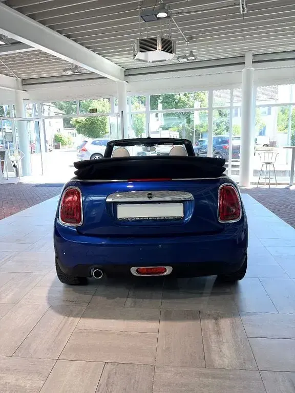 Gebraucht Mini One Cabriolet 102 PS (75 kW) 2019 Blau Cabrio