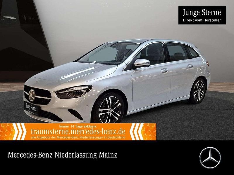 Silber Gebraucht 2024 Mercedes B200 Progressive Van / Kleinbus | 32.590 € (Fairer Preis) - Bild 1/3