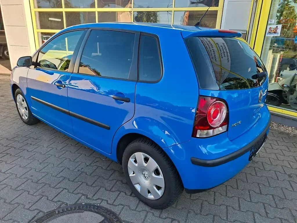 Gebraucht VW Polo Trendline 64 PS (47 kW) 2006 Blau Kleinwagen