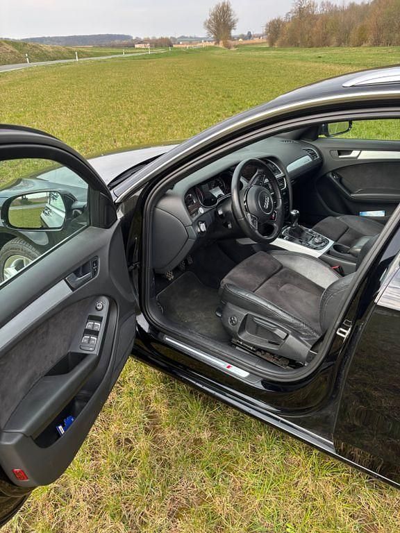 Gebraucht Audi A4 S-Line 177 PS (130 kW) 2012 Schwarz Kombi
