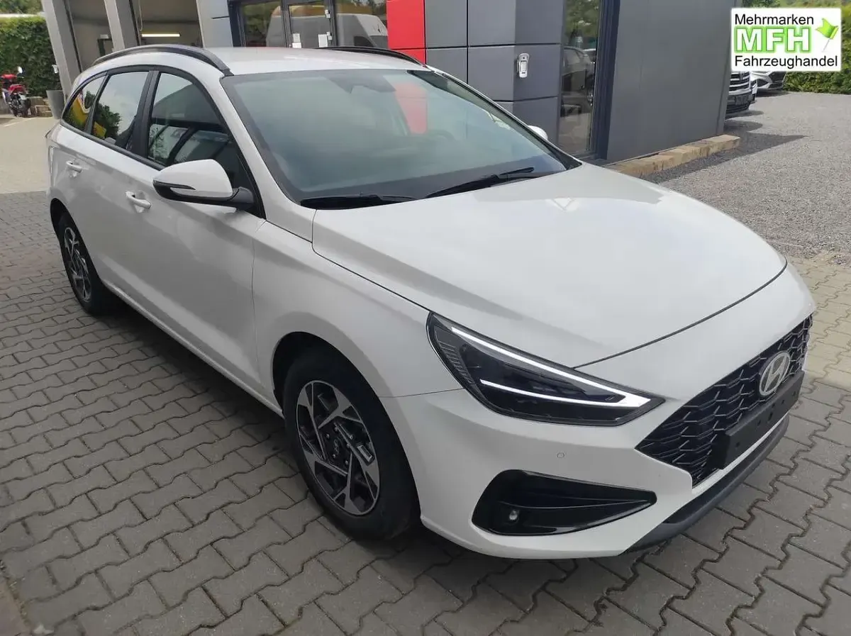 Neu Hyundai i30 GO! 150 PS (110 kW) 2026 Weiß Kombi