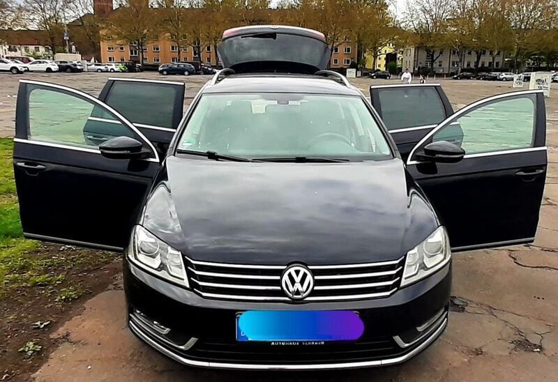 Schwarz Gebraucht 2014 VW Passat Comfortline Limousine | 7.500 € (Superpreis) - Bild 1/4