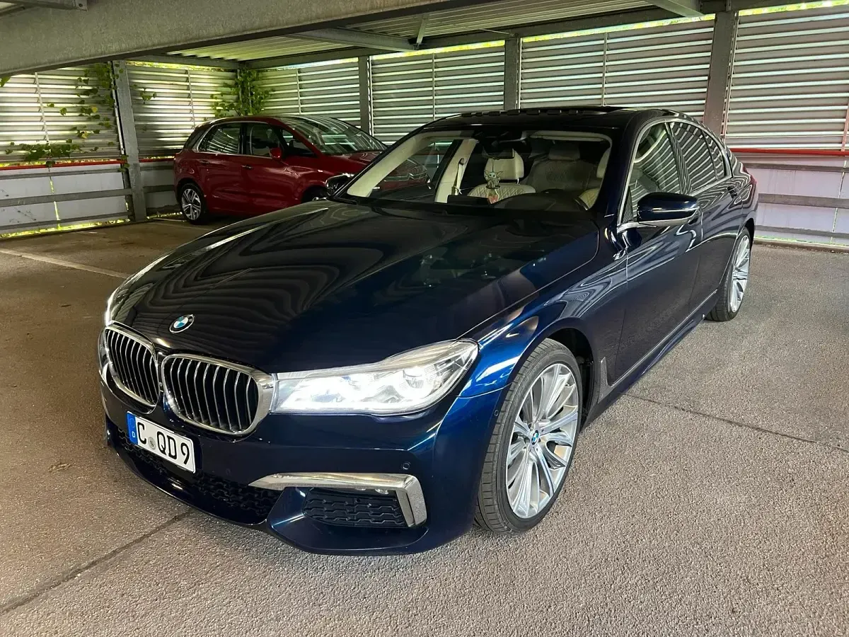 Gebraucht BMW 740 320 PS (235 kW) 2017 Andere farben Limousine