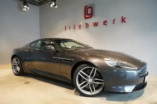 Gebraucht Aston Martin Virage 498 PS (366 kW) 2011 Quantum grey Coupé