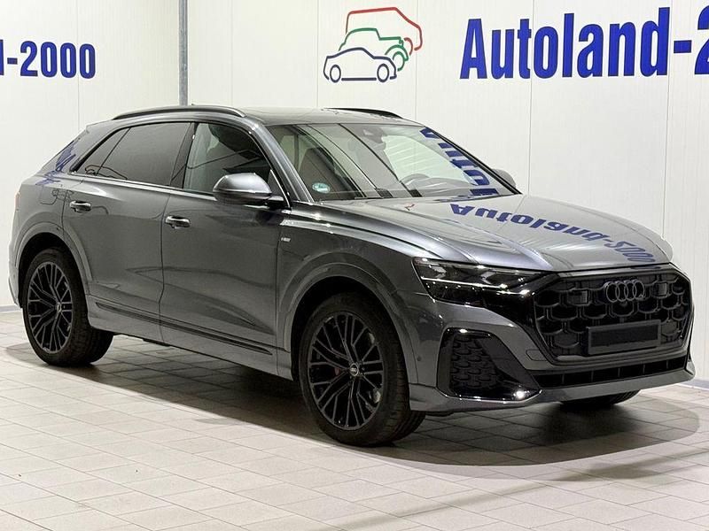 Daytonagrau perleffekt Gebraucht 2025 Audi Q8 S-Line SUV | 89.900 € - Bild 1/4