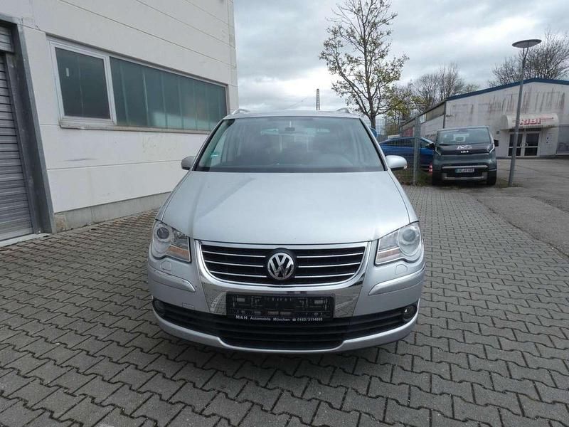 Gebraucht VW Touran Highline 140 PS (102 kW) 2007 Reflexsilber metallic Van / Kleinbus