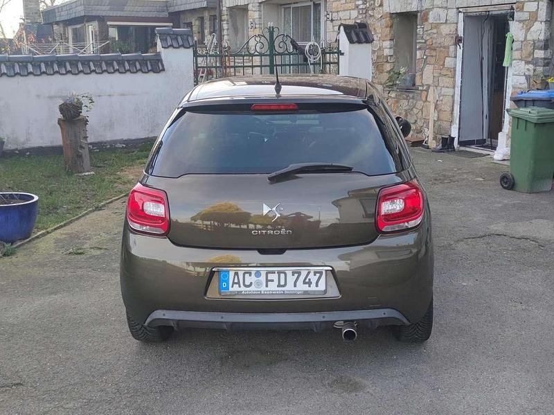 Gebraucht Citroën DS3 So Chic 120 PS (88 kW) 2012 Braun Limousine