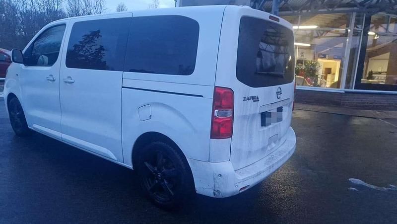 Gebraucht Opel Zafira Selection 177 PS (130 kW) 2020 Jade weiß Van / Kleinbus