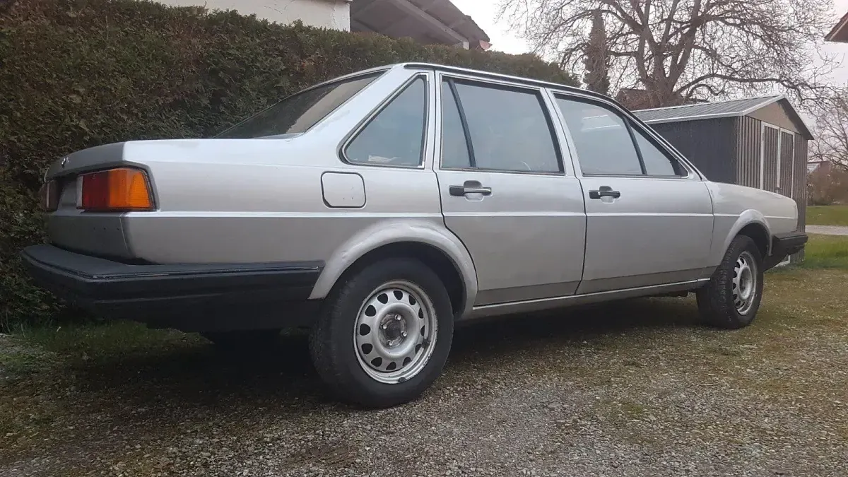 Gebraucht VW Santana 75 PS (55 kW) 1983 Andere farben Limousine