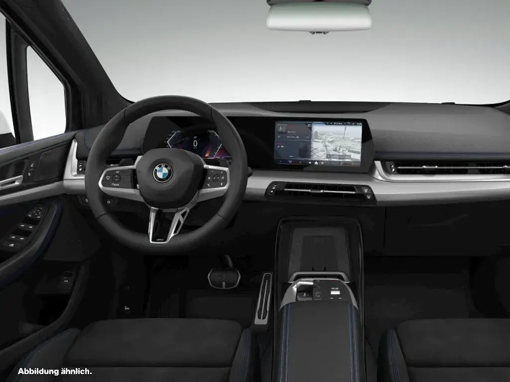 Gebraucht BMW 223 Active Tourer Luxury Line 197 PS (144 kW) 2025 Alpinweiss Van / Kleinbus